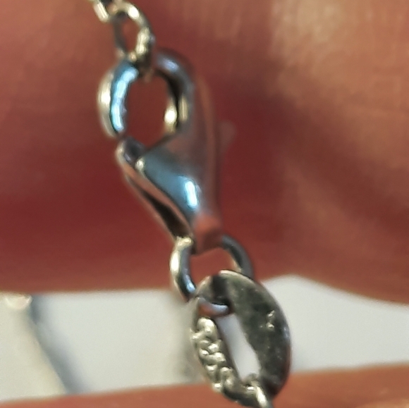 Elegant925 Sterling Silver Necklace with Square Amber Pendant - Picture 9 of 10